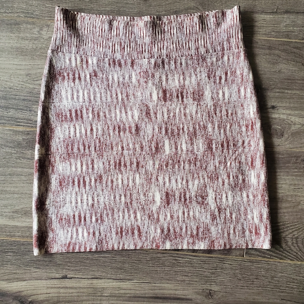 2b Bebe skirt